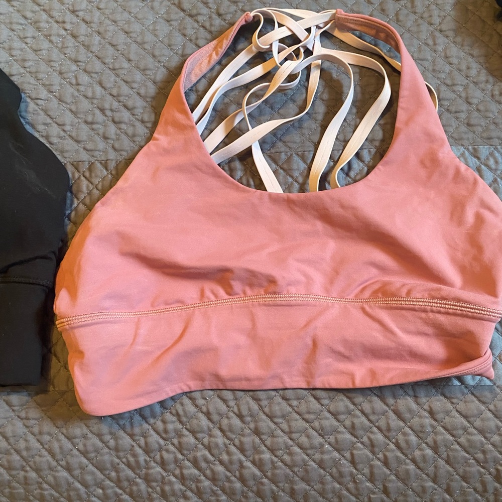Lululemon sports bra - Picture 2 of 2